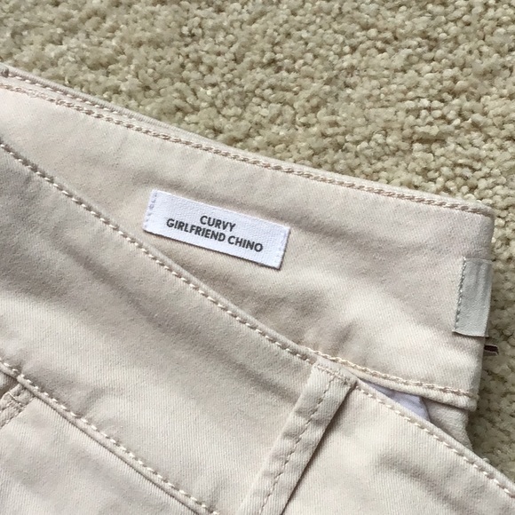 Women’s Loft Khaki Cuffed Chino Pants Size 6 - Picture 2 of 3
